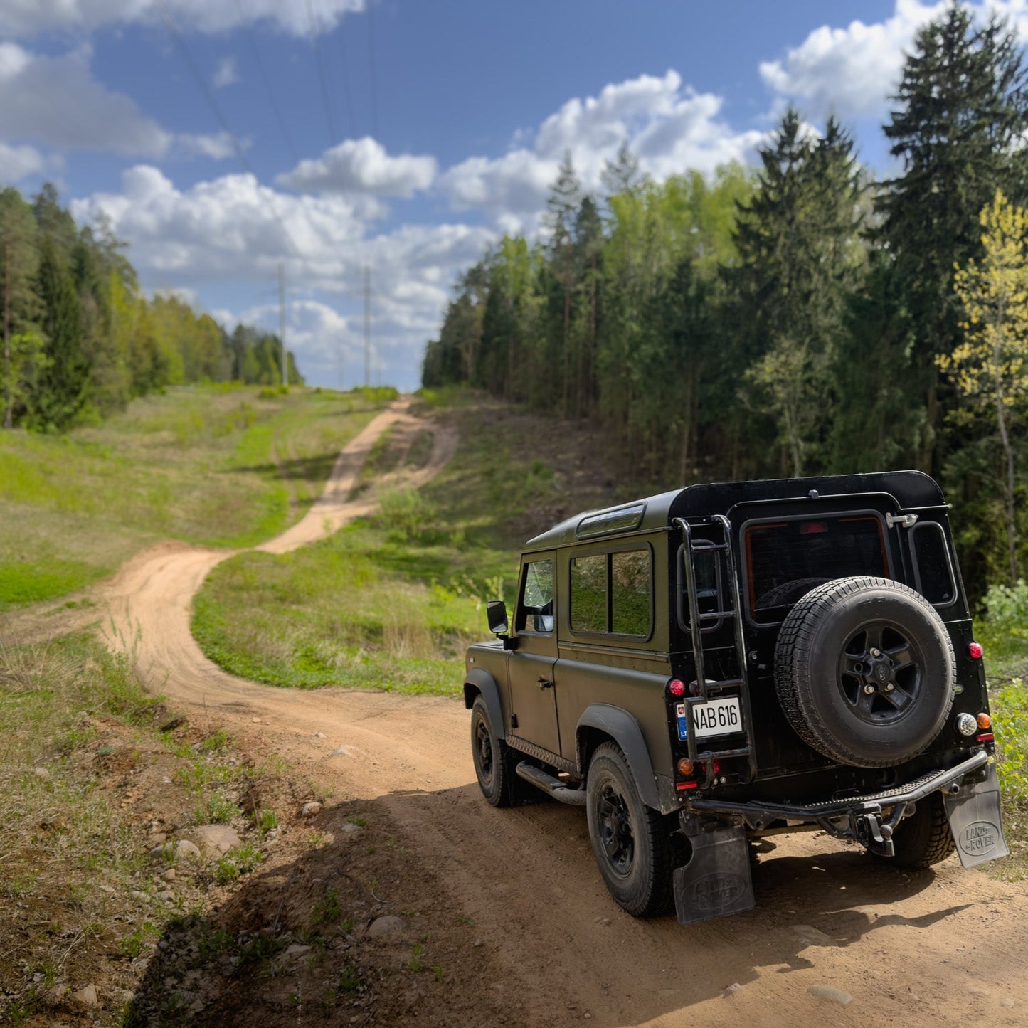 NEPALIKUS VILNIAUS (3km)