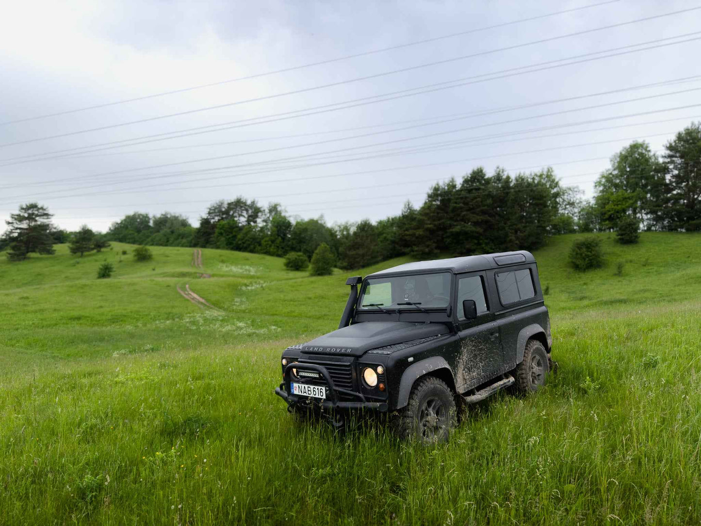 TARP ŽIRGŲ (ilgis: 9km, Riešė)