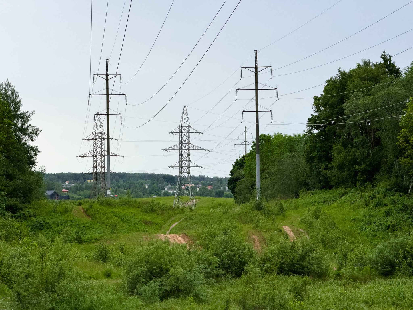 TARP ŽIRGŲ (ilgis: 9km, Riešė)